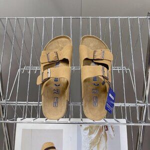 Birkenstock Arizona Suede Leather Sandals Gream